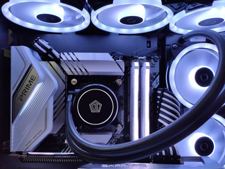 Budget Gaming PC Builds: Essential Components and Tips